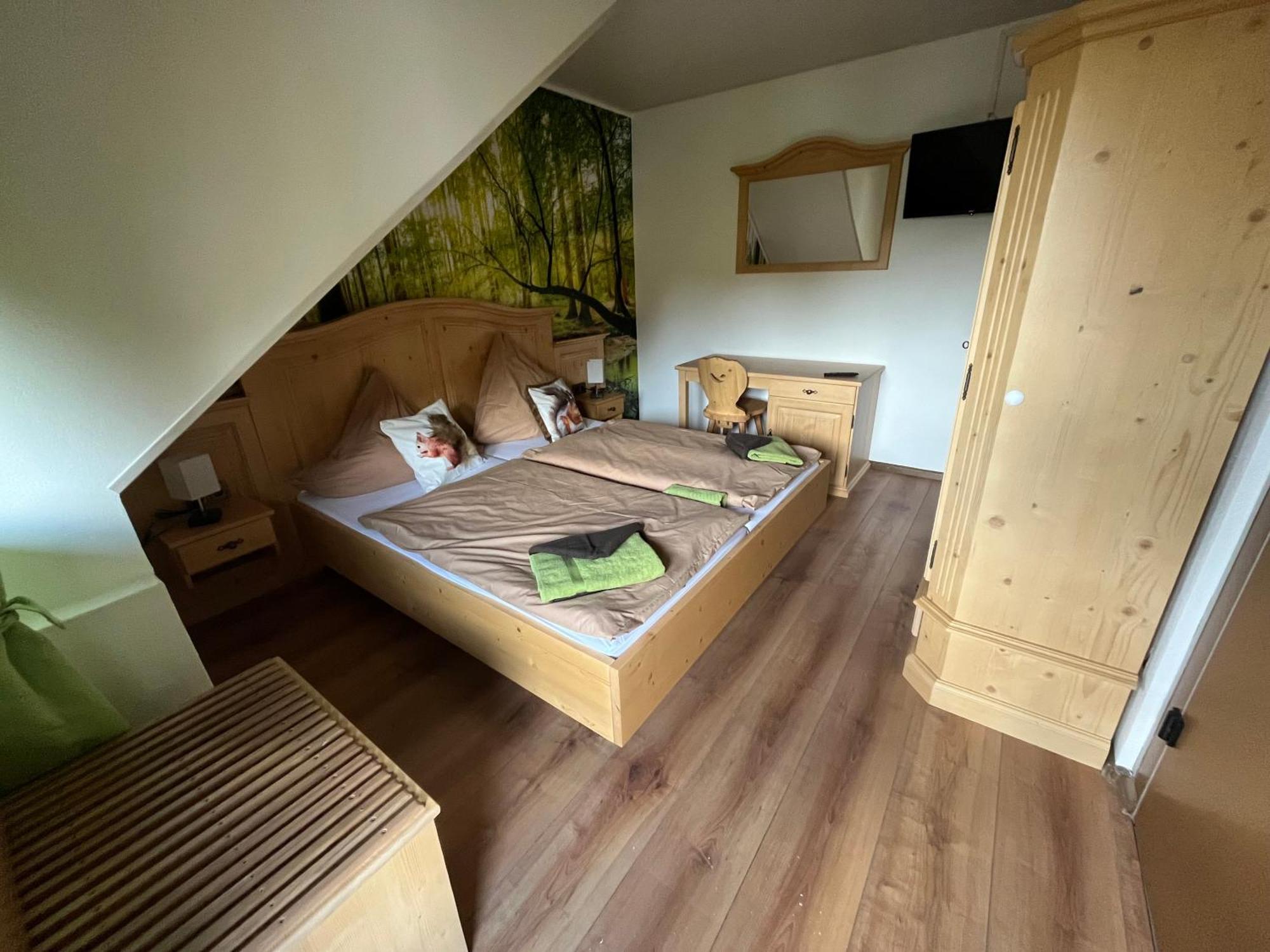 Hotel Forsthaus Volkesfeld Buitenkant foto